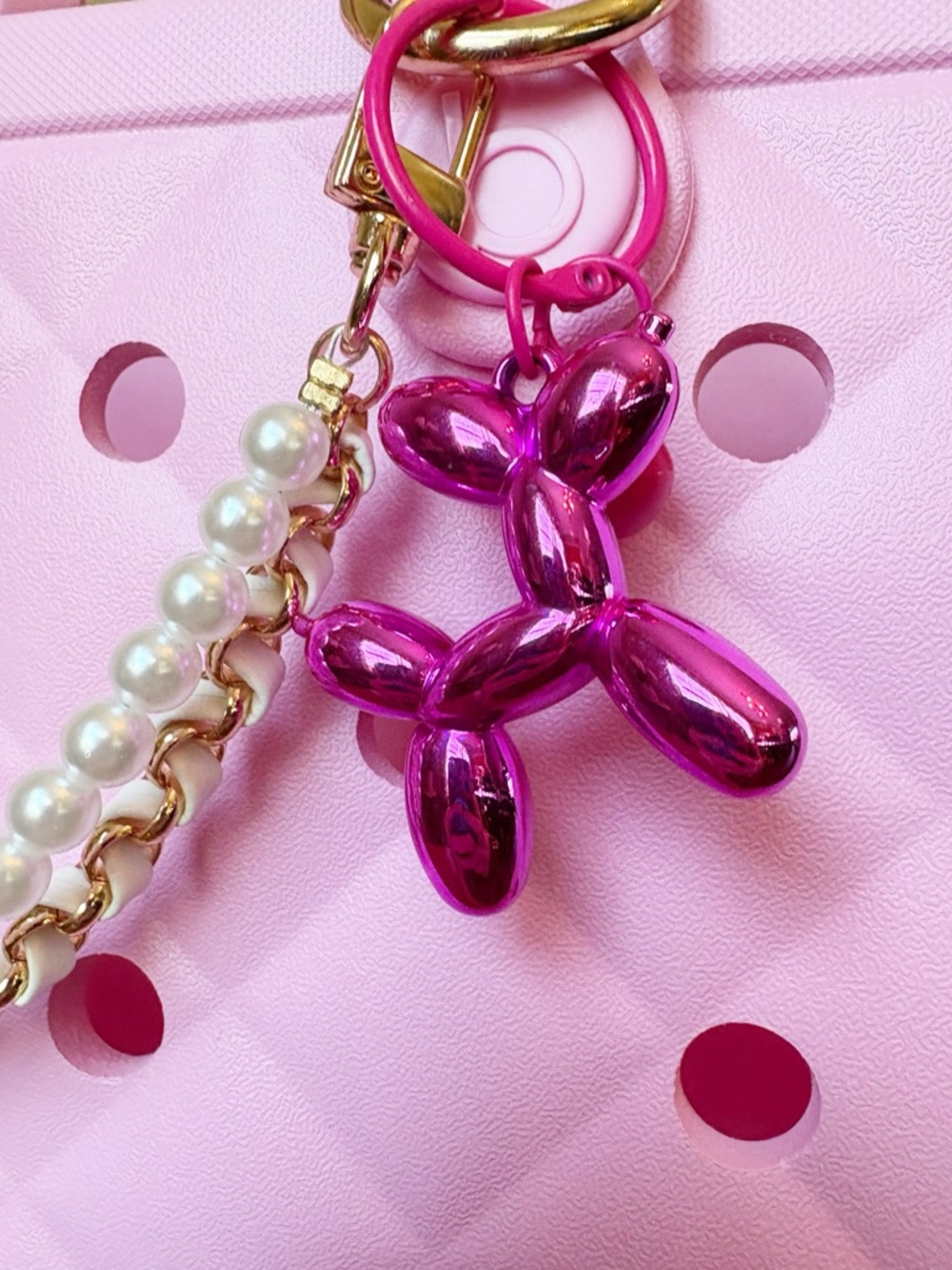 ♥️💖 Metallic Hot Pink Balloon Animal & Bell Bag Charm Keychain Decor NWT - Picture 5 of 6